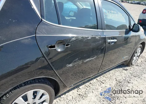 2017 Nissan Leaf S z USA, uszkodzony, nr VIN 1N4BZ0CP9HC309196